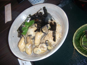 Japan (Aug 25- Sept 10 09) - Hiroshima and Miyajima - Mmm, oysters