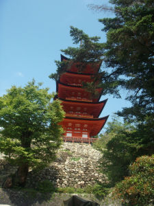 Japan (Aug 25- Sept 10 09) - Hiroshima and Miyajima - The five-storey pagoda